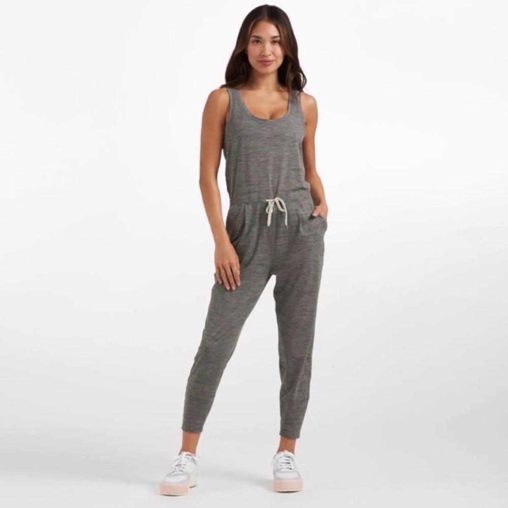 Vuori Women’s Lux Harem Jumpsuit Activewear Athleisure Loungewear Sz L in Green